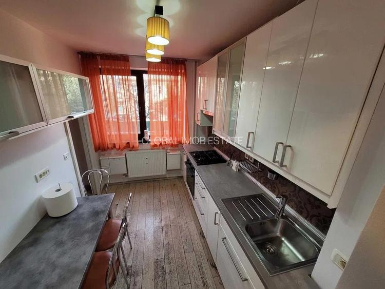 Inchiriere apartament 3 camere zona Stefan Cel Mare - 6
