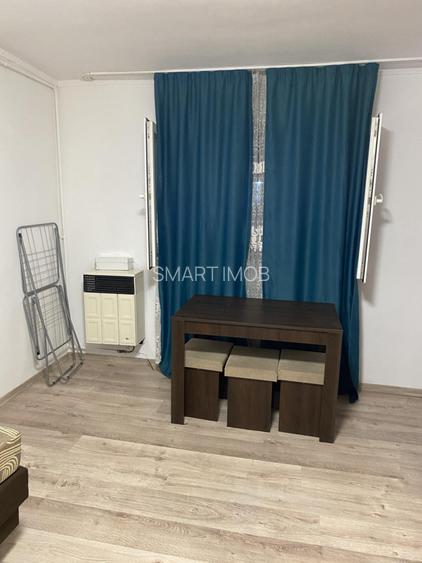Garsoniera 22mp zona Spital Judetean mobilata 23.000eur neg - 2