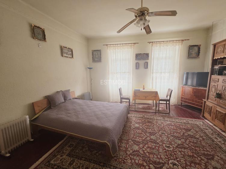 Vand casa saseasca 4 camere cu teren generos 1900mp - 5