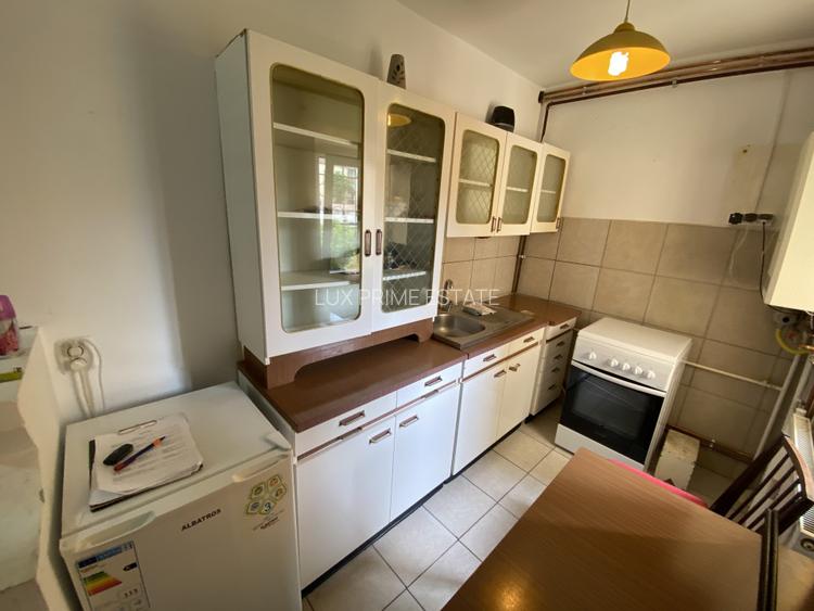 Apartament cu o camera decomandat Calea Lipovei - 4