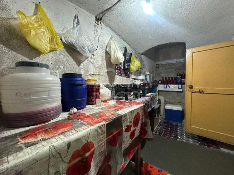 Apartament 2 camere + teren + garaj, Str. 9 Mai - 10