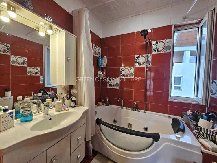 Apartament  de vanzare 2 camere plus terasa zona Floresti Fagului - 5