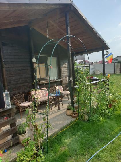 Casa de vanzare - constructie din lemn pe structura de beton - 2