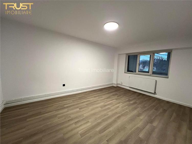 Spatiu birou/Cabinet |  3 camere | 74 MP  | Parcare - 2