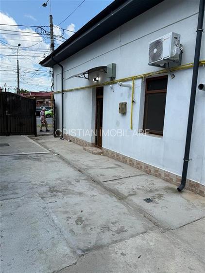 Casa zona centrala, 5 camere,  compusa din doua apartamente, chirpic si caramida - 29