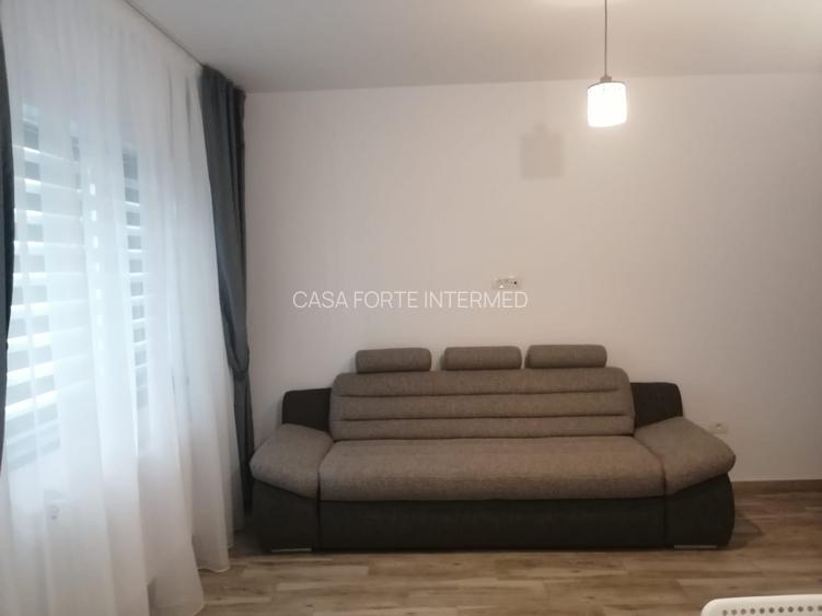 Mamaia zona Makerel  2 camere 85000 euro - 4