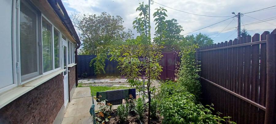 Săbăreni, casă 2 camere, baie, bucătărie, terasă, magazie - 4