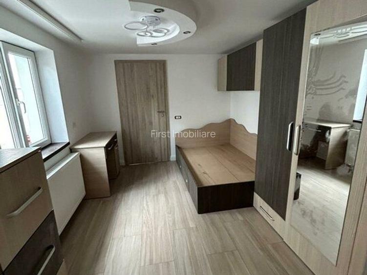 Ofer spre inchiriere casa individuala,renovata,3 camere - 6