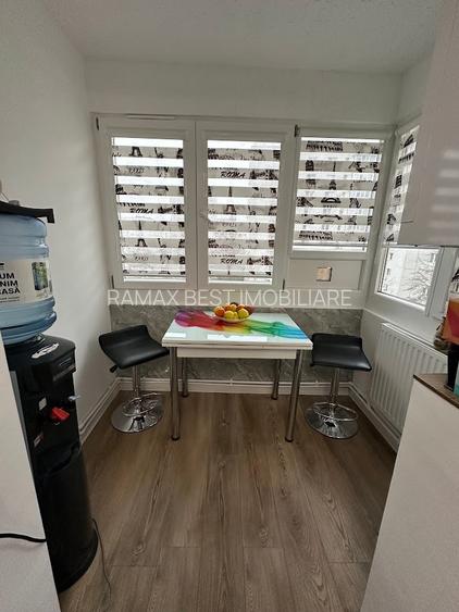 Trapezului, la metrou 1 Decembrie 1918, renovat complet, geam baie, centrala, - 8