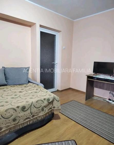 Vanzare apartament 2 camere, etaj 3– zona Micro 20 - 3