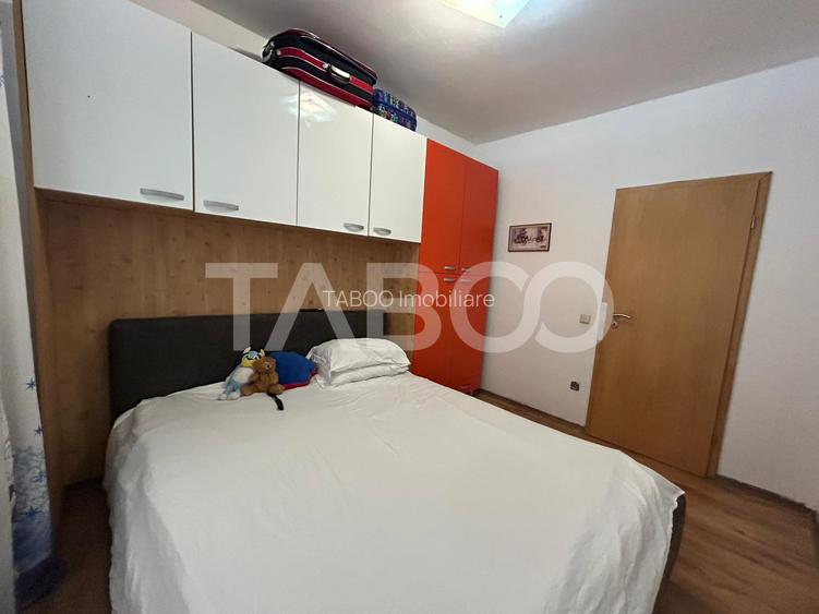 Apartament 2 camere de vanzare decomandat 54 mpu zona Selimbar - 3