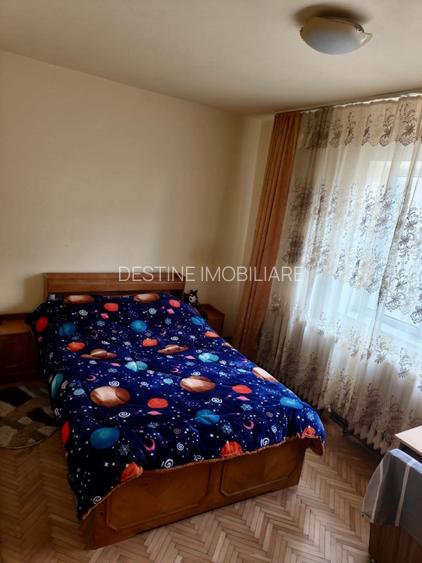 Apartament 2 camere bloc caramida etaj 1 - 9