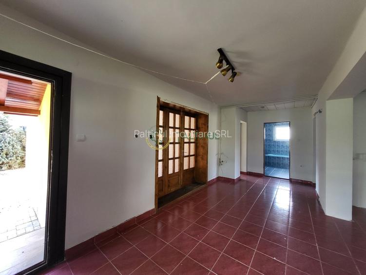 Casă de vânzare în centrul Sibiului – 3 camere și curte privată - 8