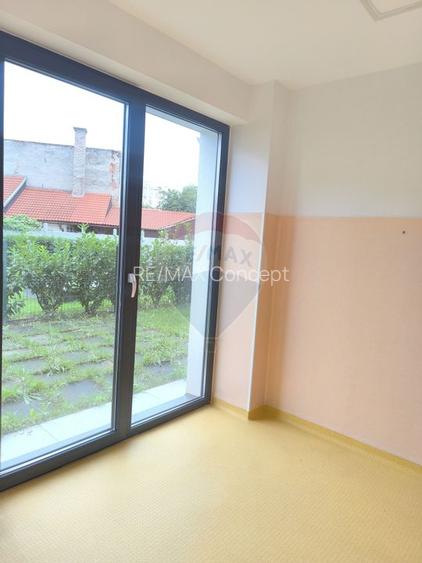 Spațiu comercial de vanzare - 15