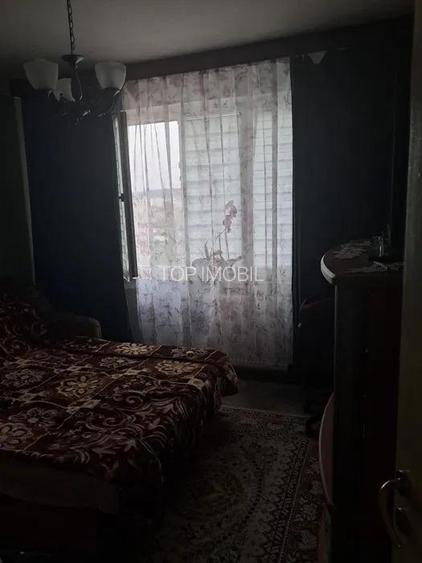 Apartament cu 3 camere decomandat, etaj intermediar- Gara - 3