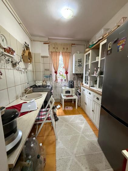 Apartament 3 camere, centrala proprie, zona nord, Ploiești - 12