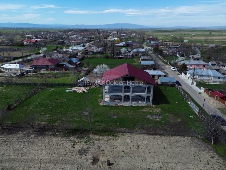 Casă / Vilă sat Ciuslea. - 2