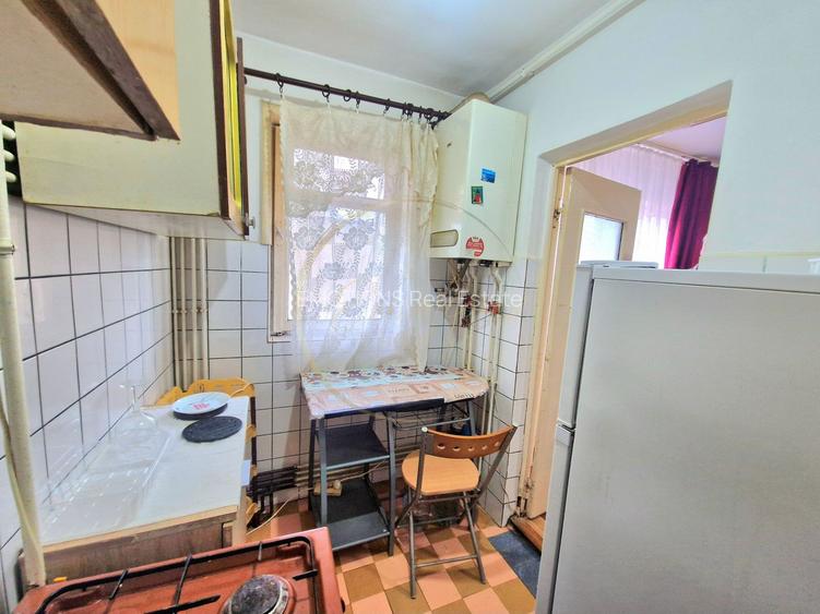 SUPER PREȚ | Garsonieră spațioasă - cu centrală proprie | ZONĂ ACCESIBILĂ - 4