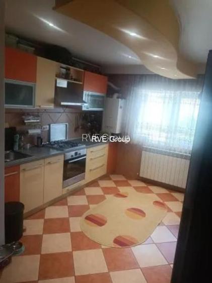 Ap 2 cam (an 1988, centrala proprie, 62 mp) - 3 min metrou C. Georgian - 2