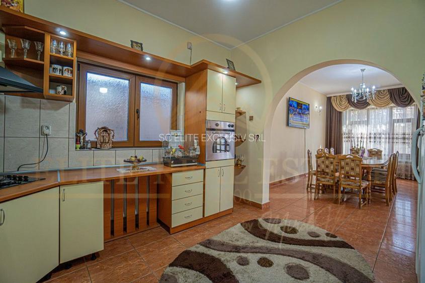 Agigea - Vila D+P+1E+M pe un teren de 772 mp cu o deschidere de 21,46 m. - 11