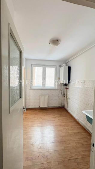 Apartament 3 camere Astra,circular,liber,125000 Euro neg - 3