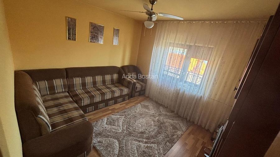 Apartament la Dunare cu 3 camere in bloc vila 2 etaje, decomandat, 2 bai - 4