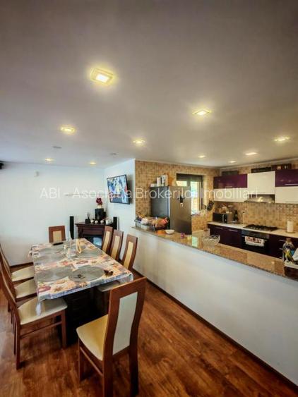 Busteni Kalinderu Vila 5 dormitoare supr 250mp - 29