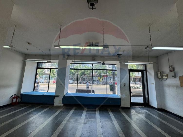 De inchiriat spatiu comercial / Vitrina stradala/ Gara de Nord/ 98mp - 8