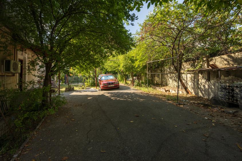 Strada Icoanei - Eminescu, apartament de 3 camere, etaj 1, comision 0%