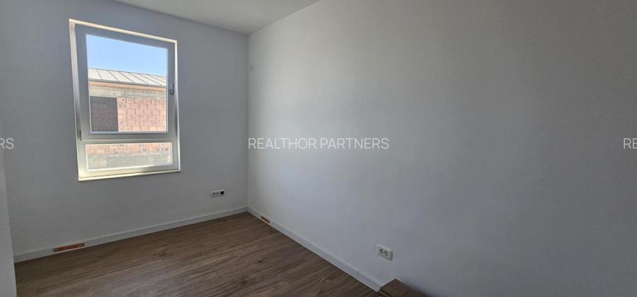 Casa 4 camere, P+1, 99mp | gaz, curent, apa si canal | Acces rapid DR9 - 5