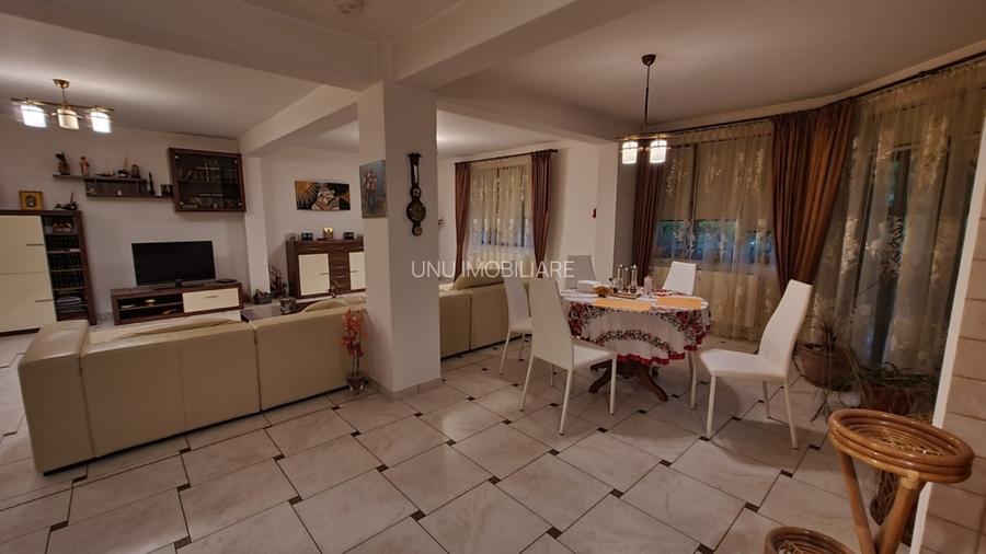 Vilă în Bârnova 260 mp utili, teren 1030 mp D+P+E+M, complet mobilată și LIBERA - 4