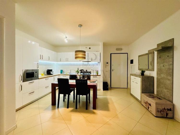 CENTRAL - FRUCTUS PLAZA - ETAJ 8 - LIFT - 3 CAMERE - TERASA 14MP - CENTRALA - CL - 14