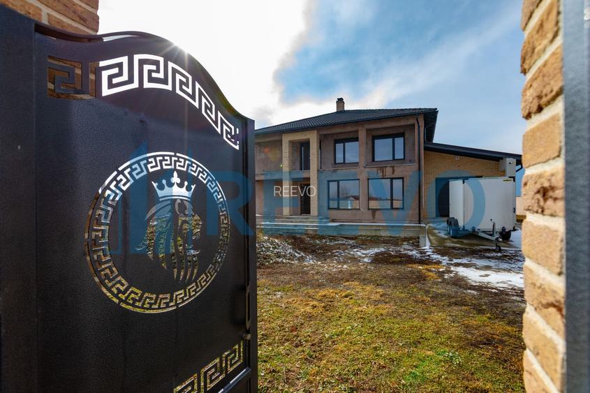 Casă/Vilă 500 mp Dumbrava Roșie, NT - 102