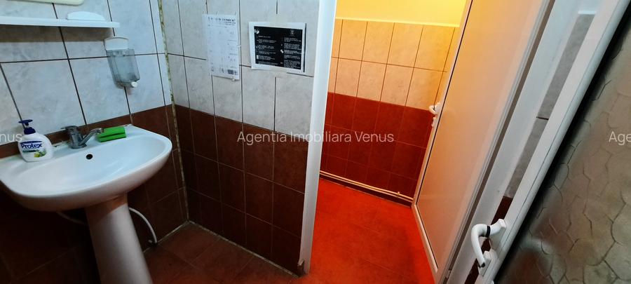 Cladire amenajata zona Grivita-Scoala 8 - 12