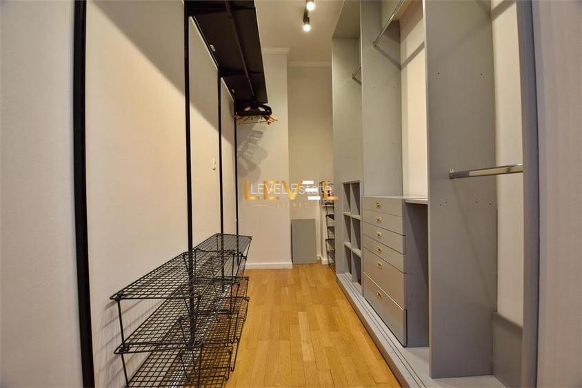 [VIDEO] 3 Bedroom Duplex with Park Views | Pet Friendly | Parking + Storage - 26