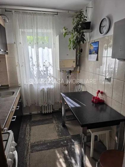 Apartament 2 camere semidecomandat pacurari - 4