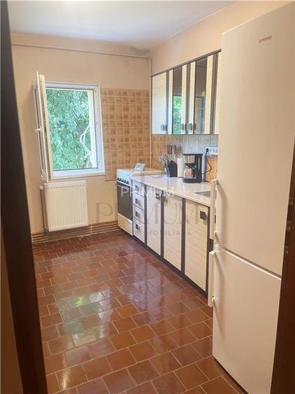 DAMBOVITA - 3 CAM - CENTRALA PROPRIE - RENOVAT - 2 BAI - ZONA LINISTITA - 5