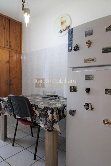 3 camere, clima, bloc anvelopat, Str. Cosminului - Girocului. - 16