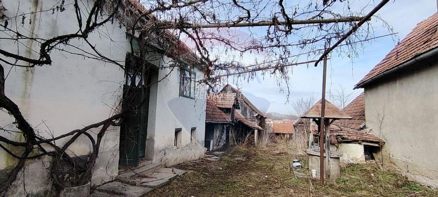 Casă cu 3 camere de vânzare in Chirpar - 2