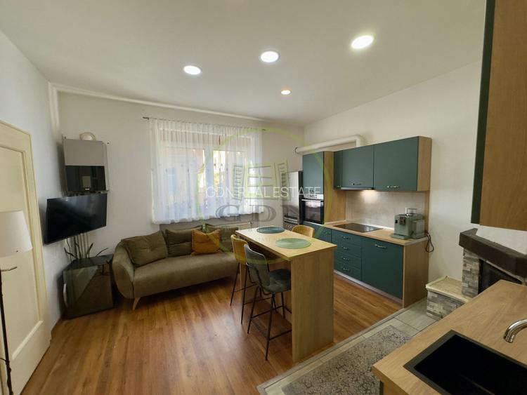 Se vinde casa la pret de apartament, zona centrala, str. Lupeni. - 15