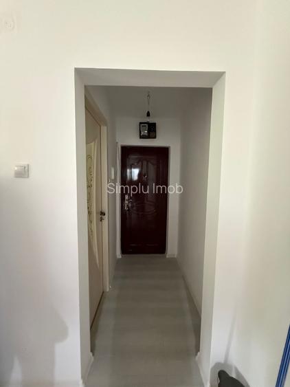 2 Camere Renovat Luica/Piata Resita - 12