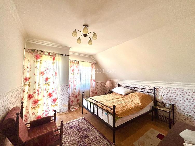 Casa individuala cu pozitie centrala, teren 1140 mp - Sanmihaiu Roman - 11