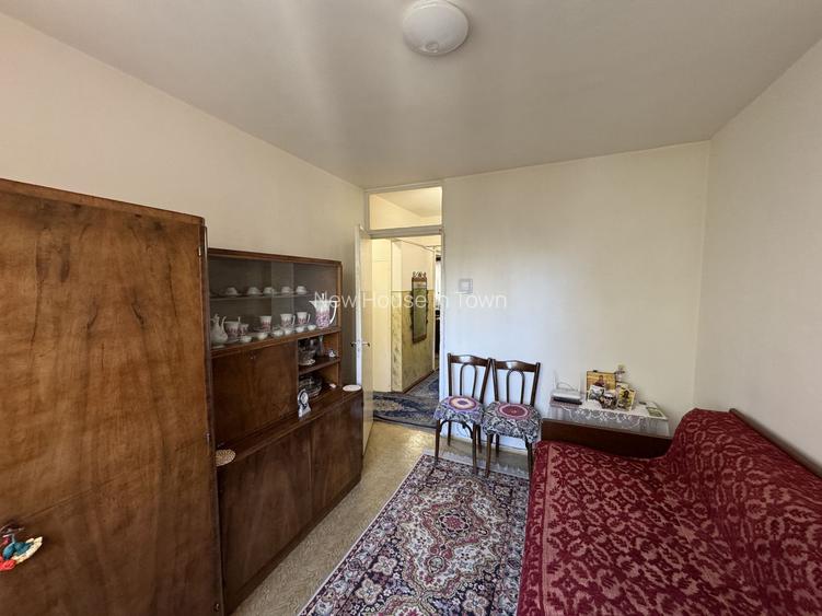 Apartament decomandat cu 3 camere in Centrul Civic, strada Mihai Viteazul - 14