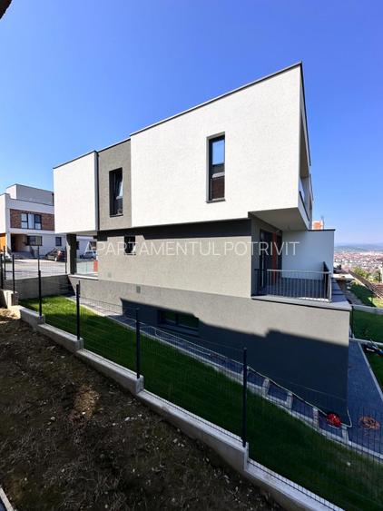 Duplex cu un design deosebit, spatiu generos si curte proprie  - 6