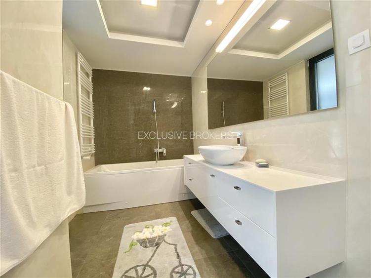 Luxury apartment   200 sqm usable  |Charles de Gaulle  2 parking - 20