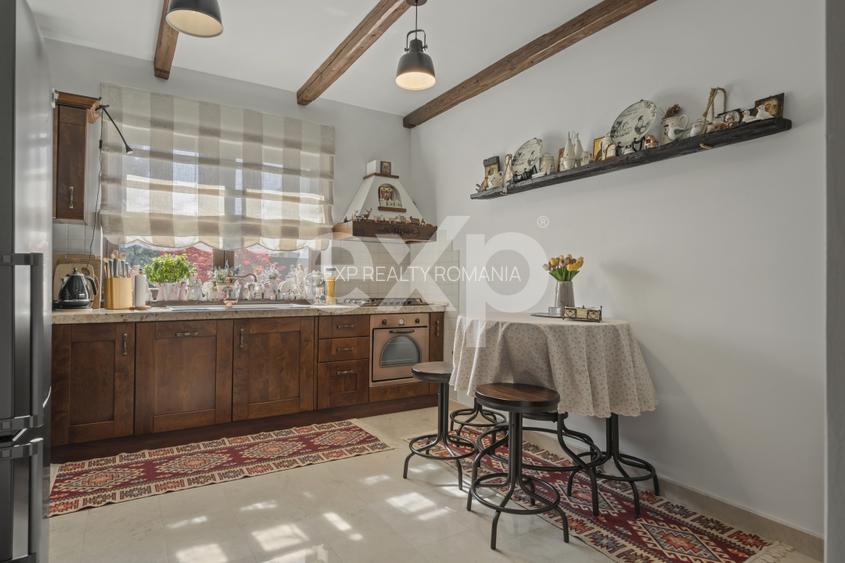 Refugiu urban în București: vilă elegantă, grădină matură și finisaje de lux - 15