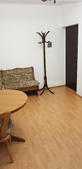 Particular ,inchiriez apart 2 cam la 5 min. de metroul Aparatorii Patriei - 9