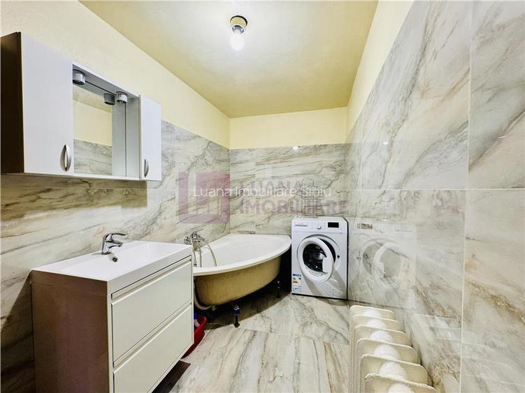 Casa de vanzare Piata Cluj | teren 336 mp | doua apartamente si anexe - 7