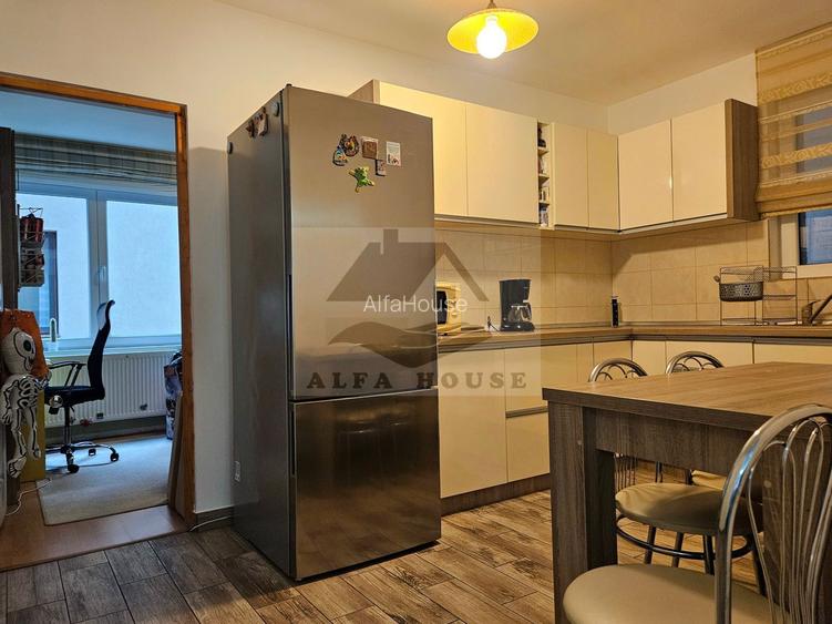 Oportunitate - Apartament cu trei camere in vila, zona Tractorul 70 mp - 13