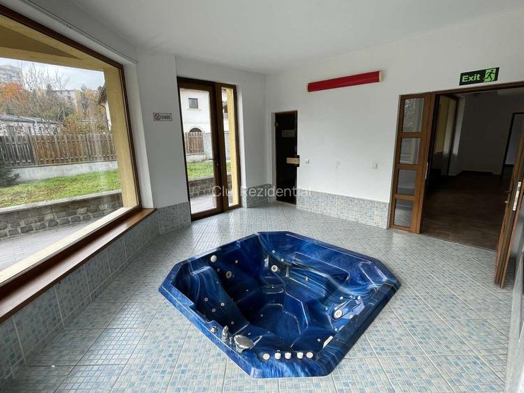 Casa de 560mp cu 5 dormitoare de inchiriat si 1000 mp teren in Gheorgheni - 11